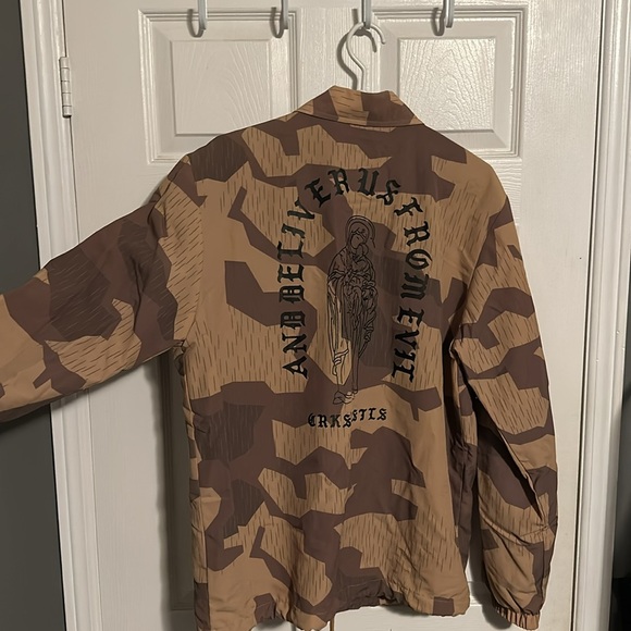 Fall wind breaker - Picture 2 of 4